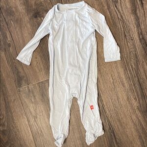 Magnetic Me 3-6 mo sleeper light blue